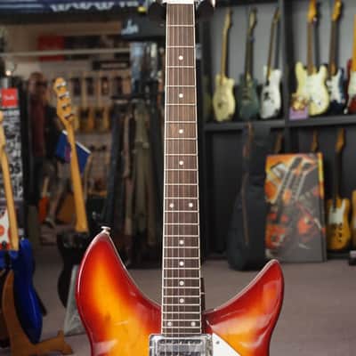 Career Rickenbacker Copy image 3