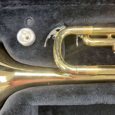 Yamaha YTR2330 Trumpet - Used image 2