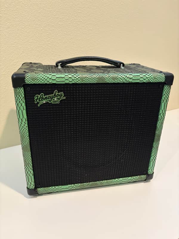 Honey Boy Harmonica amp - Green image 1