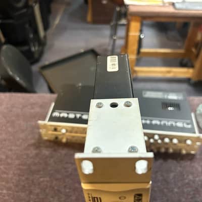 Aphex 230 Vocal Channel Strip with Mic Pre, EQ, and Compressor (1/3) image 6