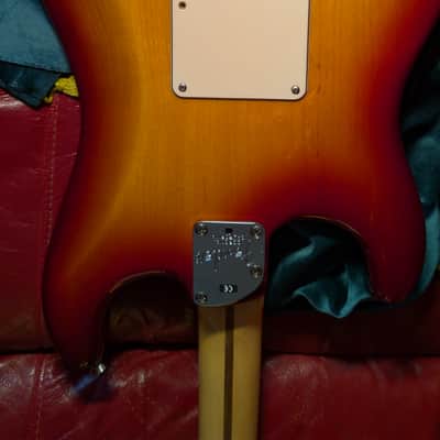 Fender American Deluxe Stratocaster 2006 (USA) DZ2035548 image 9