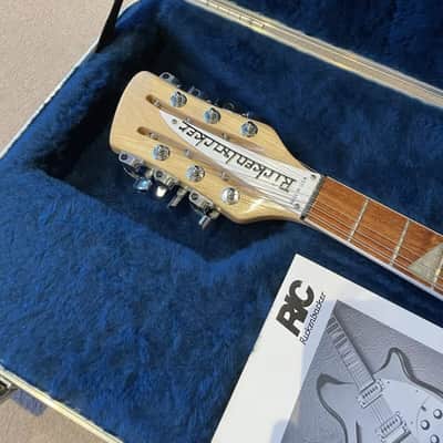 Rickenbacker 620/12 2012-Present - Mapleglo image 8