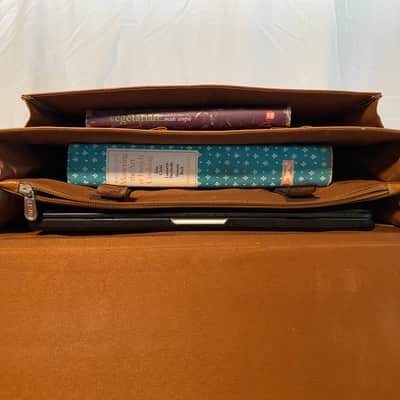 Fender Custom Shop 2008 Leather Briefcase/Satchel VERY RARE image 11
