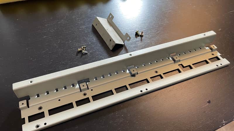 Korg Z1 - Keybed Hardware + Screws image 1