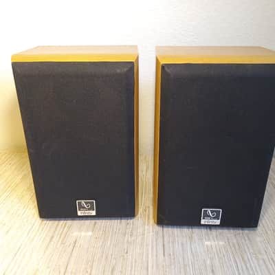 Infinity SL-10 Bookshelf Speakers USA 80s Vintage Refurbished image 1