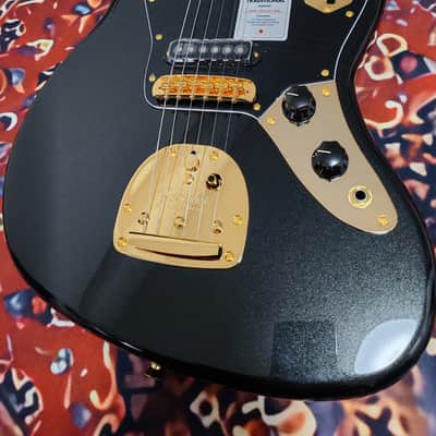 *NEW IN BOX* 2026 Fender Japan Limited Edition Traditional Collection, 60's Jaguar Black Pearl Gold with Matching Headstock, MIJ image 8