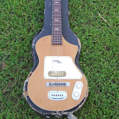 Vintage 60's Guyatone LG40 Original And Complete With Case, Natural, VGC, RARE! image 4
