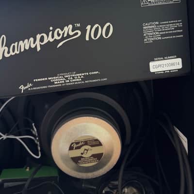 Fender Champion 100 2-Channel 100-Watt 2x12" Solid State Guitar Combo 2013 - 2024 - Black image 2