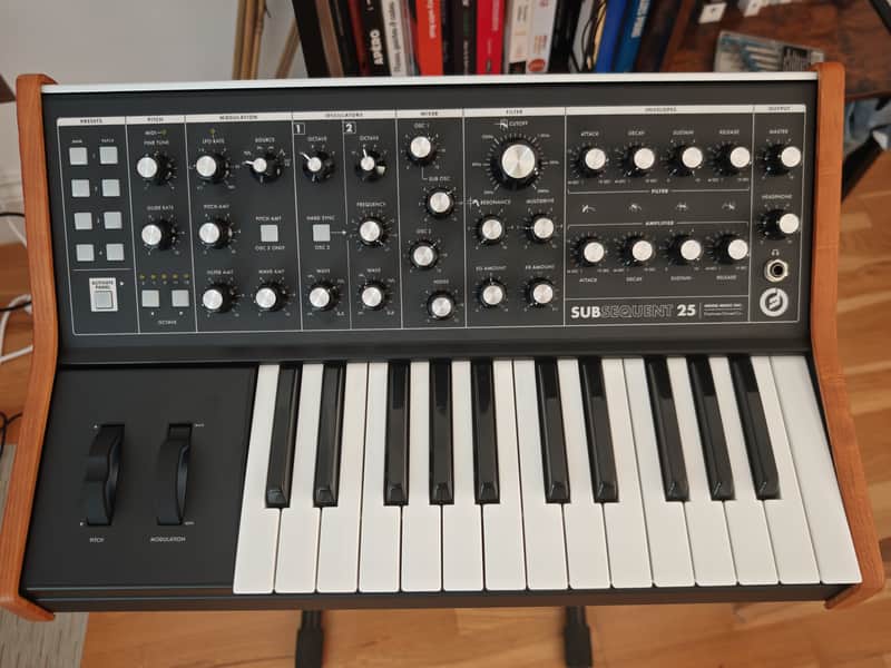 Moog Subsequent 25 image 1