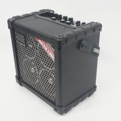 Roland MICRO CUBE RX Battery Powered Guitar Amplifire Built-in Effector, Tuner 2x2.5W 4x4" Combo image 4