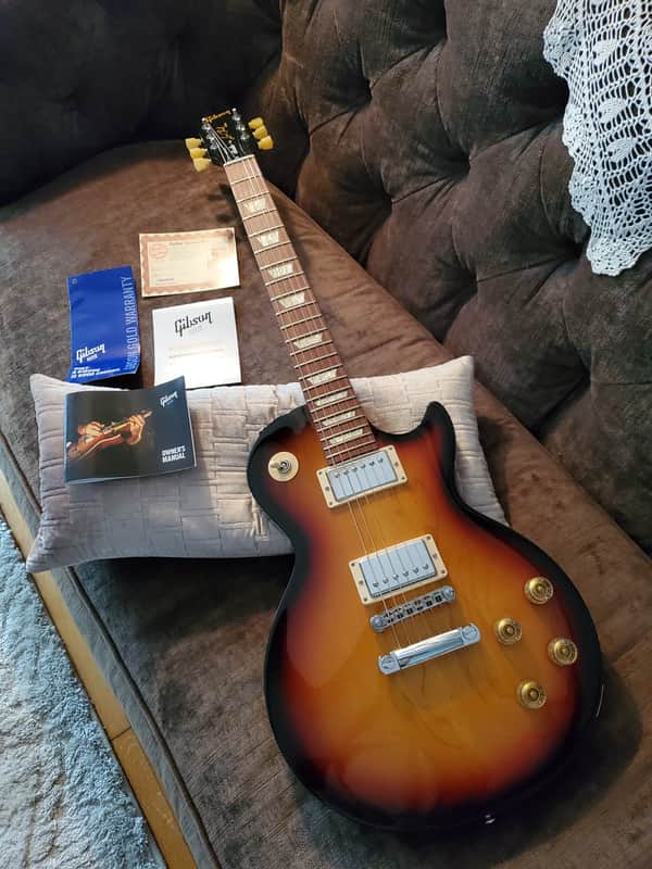 Gibson Les Paul Studio 2012 - Fireburst