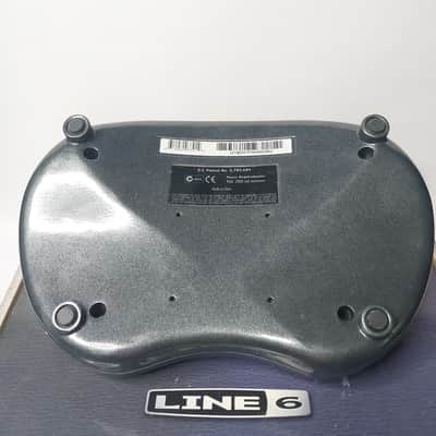 Line 6 Bass POD xt Multi-Effect and Amp Modeler in Box with Manual image 11