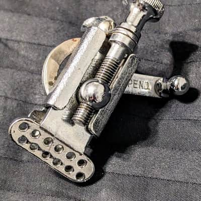 Ludwig P-338 Pioneer Strainer Throw Off 1940s - Chrome image 1