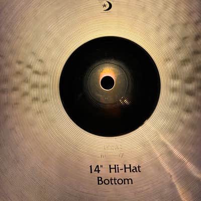 Paiste 14” Bronze 502 Hihat Pair image 6