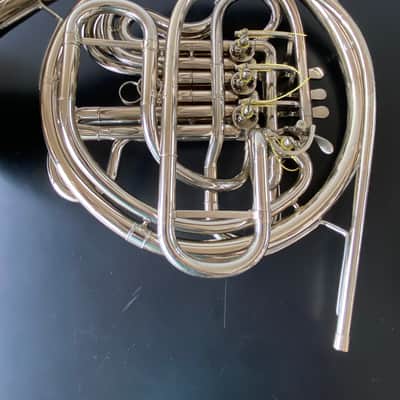 Refurbished C.G. Conn 8D 1989 Nickel-Silver image 2