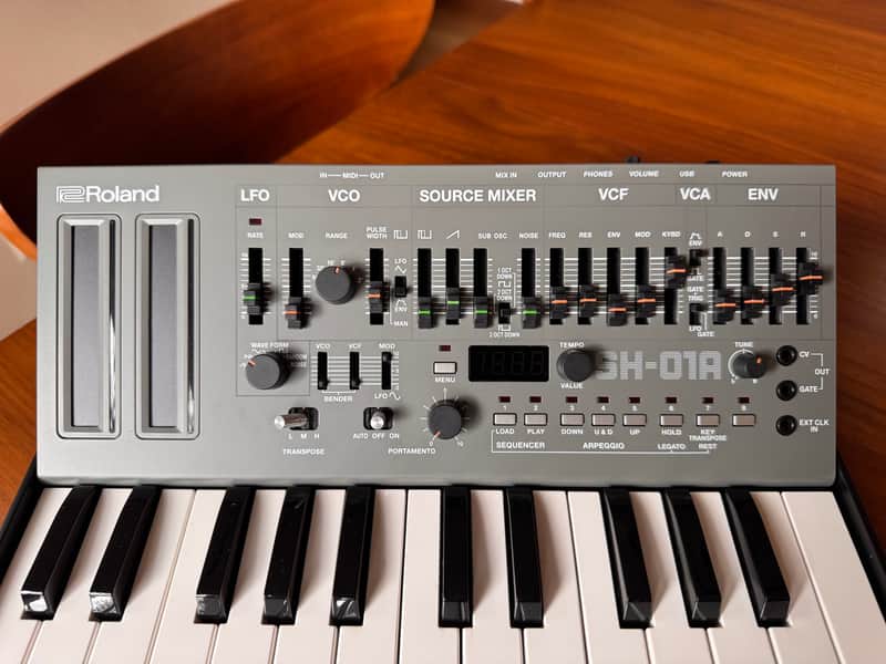 Roland SH-01A Boutique Series Synth + Keyboard image 1