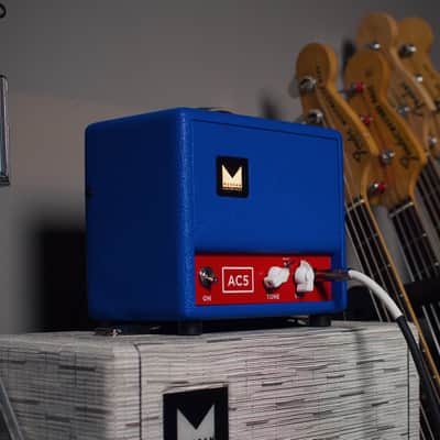 Morgan Amplification AC5 - Little Box Exclusive Megaman Blue image 3