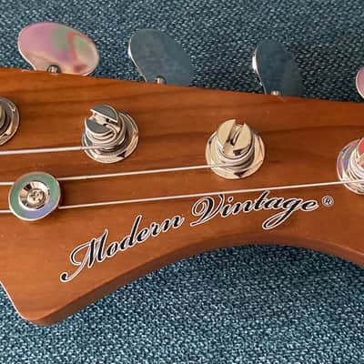Modern Vintage 60s vintage 4 string Jazz bass Shell Pink Finish image 3