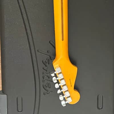 Fender 70th Anniversary American Professional II Stratocaster 2023 image 3