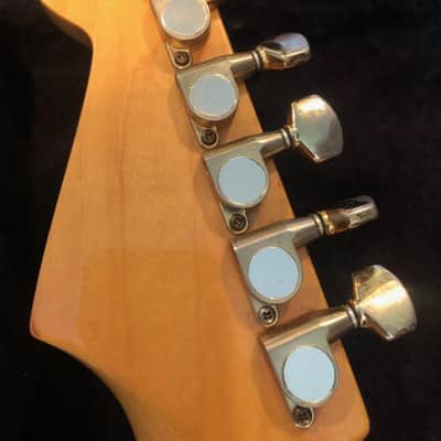 Kramer Voyager 1981 w/ Pre-Lawsuit Headstock and Original Hardshell Case image 5