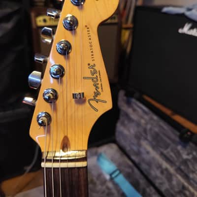 Fender Stratocaster American Pro II 2021 - Miami Blue image 5
