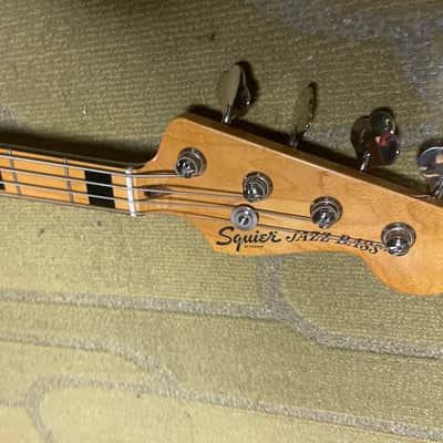 Squier Classic Vibe '70s Jazz Bass 2019 - Present - 3-Color Sunburst image 6