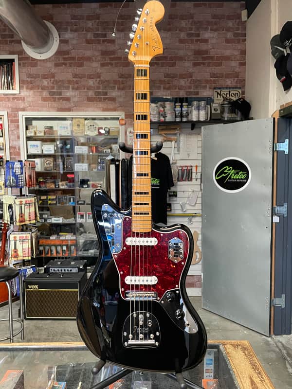 Fender Vintera II 70s Jaguar 2023 - Black