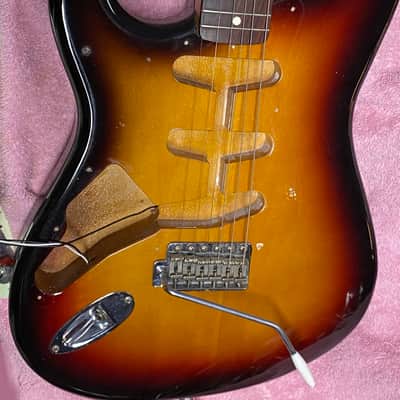 Fender Stratocaster LEFTY 1996 - Sunburst Made in Japan image 17