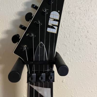 ESP LTD Arrow-401 with Rosewood Fretboard 2016 - Black With Case image 11
