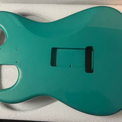 AE Guitars Stratocaster style 2025 - Sherwood Metallic Green image 2