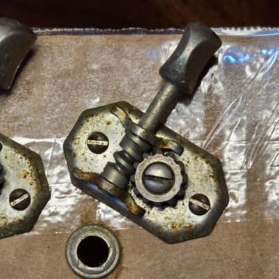4 Inline Vintage Open Gear Kluson Guitar tuners - 1940s 1950s image 6