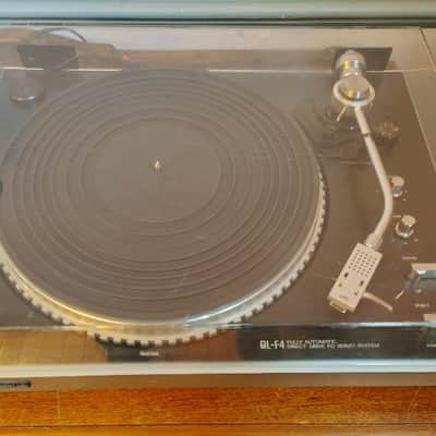 JVC QL F4 turntable in very good condition serviced - 190's image 4