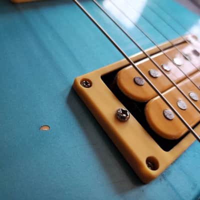 Hondo Deluxe Series 767 HH flying V vintage '80s - blue image 14