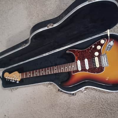 Fender Lone Star Stratocaster 1996 - Sunburst image 15