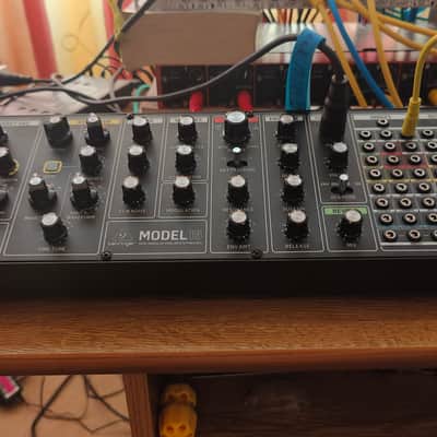 Behringer Model 15 Desktop Semi-Modular Synthesizer 2024 - Present - Black with Wood Sides image 2