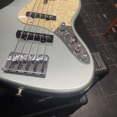 Marcus Miller Sire V7 5 string bass - Metalic gray or blue image 7