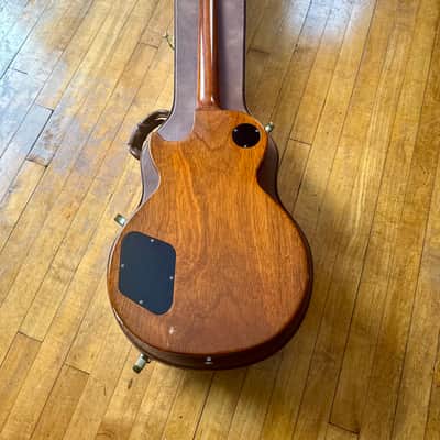 Gibson Les Paul Classic Plus w/ OHSC - Great Top, Upgraded Wiring Harness, 8.8 lb, 2001 image 9