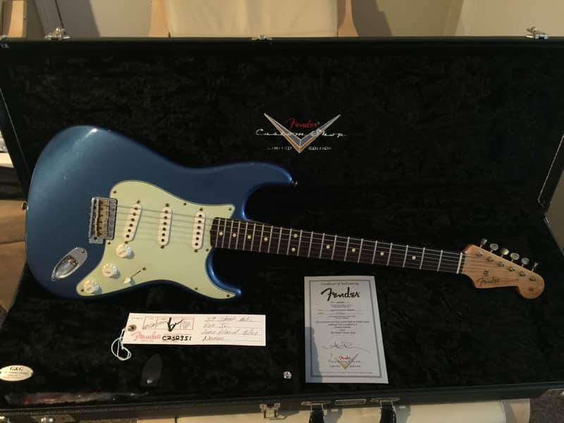 Fender Custom Shop 1959 Stratocaster 2005 NAMM Limited Edition Lake Placid Blue Relic image 1