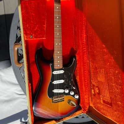 Fender Stevie Ray Vaughan Stratocaster with Pau Ferro Fretboard 2000s - 3-Color Sunburst image 5