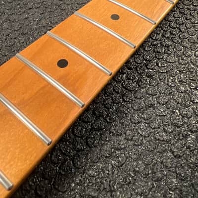 Guitar neck, Roasted maple , bone nut, 9.5 radiu , fits Strat Nitro Finish Rounded fret ends image 5
