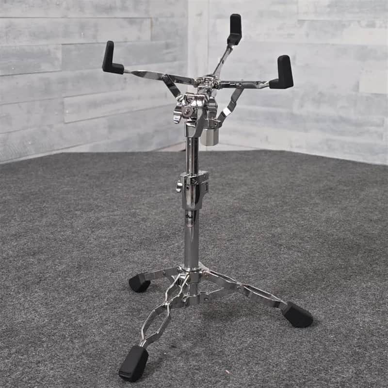 Used DW 5000 Snare Drum Stand - Good image 1
