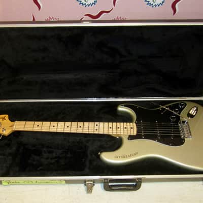 Fender 25th Anniversary Stratocaster 1979 - Silver image 9