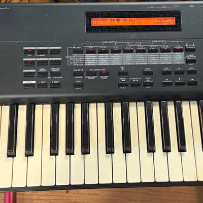 Roland XP-50 61-Key 64-Voice Music workstation-BEST DEAL ON THE NET!!!!!!
