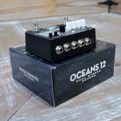 Used (2023) EHX Oceans 12 Dual Stereo Reverb Pedal with Power Supply and Box image 3