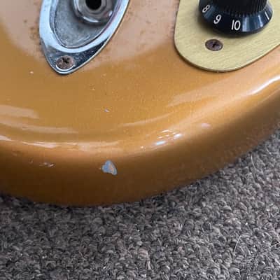 Fender Stratocaster 2003 Gold image 7