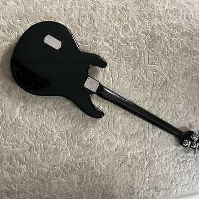 Music Man Cutlass I Bass - 1983 w/ original fly case image 10