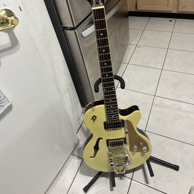 Duesenberg Starplayer TV Pearl Series Semi-Hollow Electric Guitar 2010s - Ice Pearl image 4