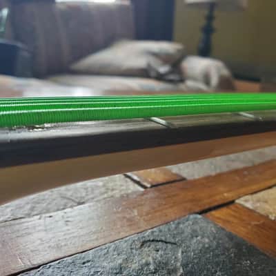 Peavey Fury V 5-string bass green image 6