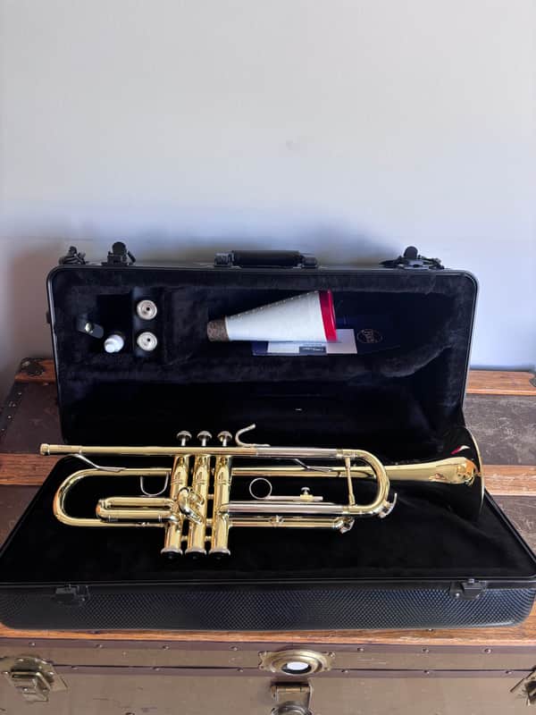 Bach TR200 Bb Trumpet - LIKE NEW image 1