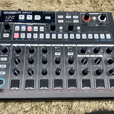 Arturia DrumBrute Impact Analog Drum Machine
